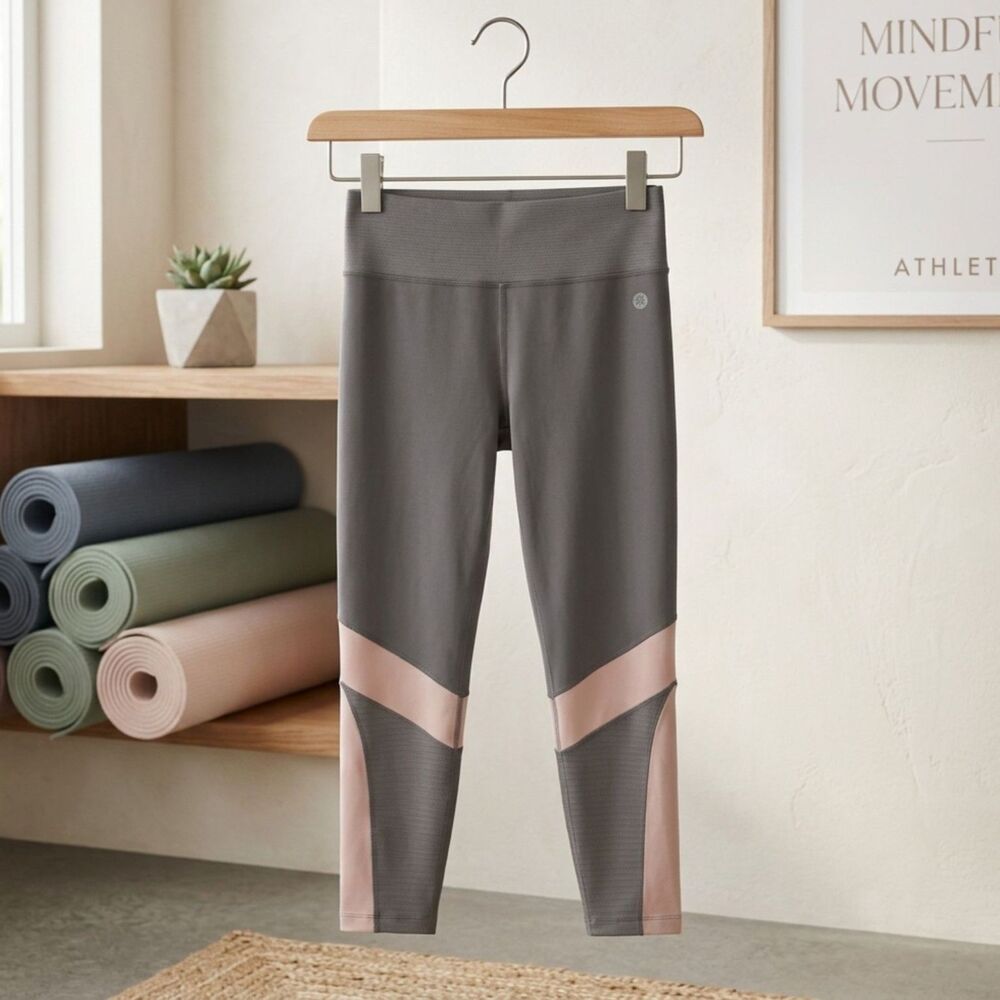 Forever 21 Leggings Activewear Sz Lg Full length Gray/Light Pink Polka Dot Yoga
